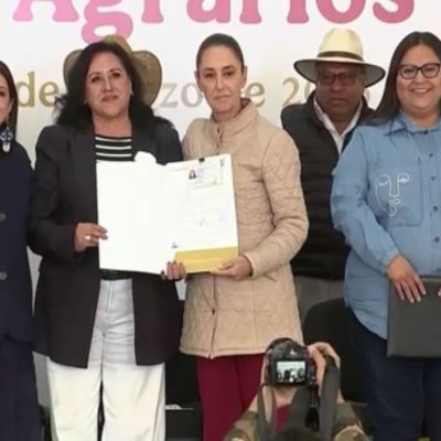 Clara-Brugada-entrega-certificados-agrarios-a-mujeres-en-Tlalpan