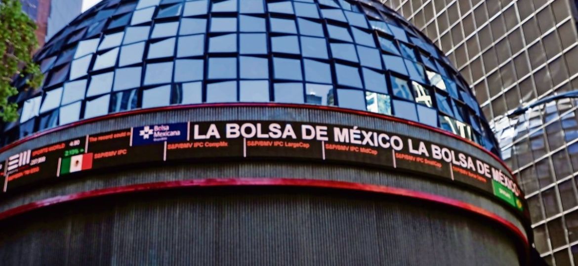 Fibra-Park-Life-debuta-en-la-Bolsa-Mexicana-como-la-primera-Fibra-especializada-en-vivienda-de-renta