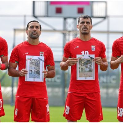 Iran-posa-con-fotos-de-presuntas-victimas-infantiles-antes-del-amistoso-contra-Costa-Rica-en-Antalya