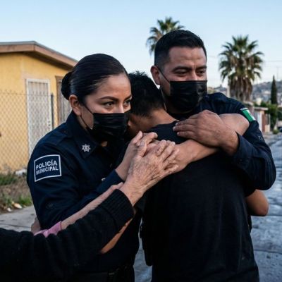 Operativo-en-Lomas-Taurinas-Rescatan-a-16-personas-retenidas