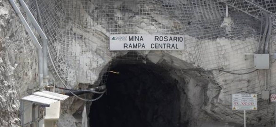 Rescatan-con-vida-a-un-minero-tras-derrumbe-en-la-mina-Santa-Fe-El-Rosario-Sinaloa