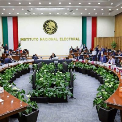 Titulares-y-exfuncionarios-electorales-de-la-CDMX-figuran-entre-los-aspirantes-a-tres-consejerias-del-INE