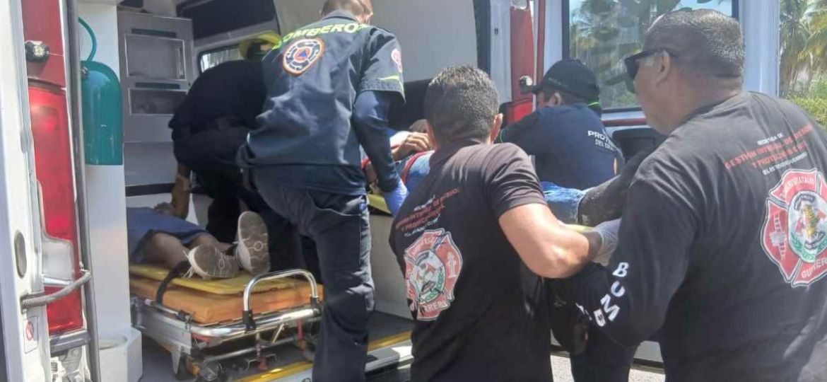 Accidente-en-Viaducto-Diamante-de-Acapulco-deja-victimas-y-lesionados