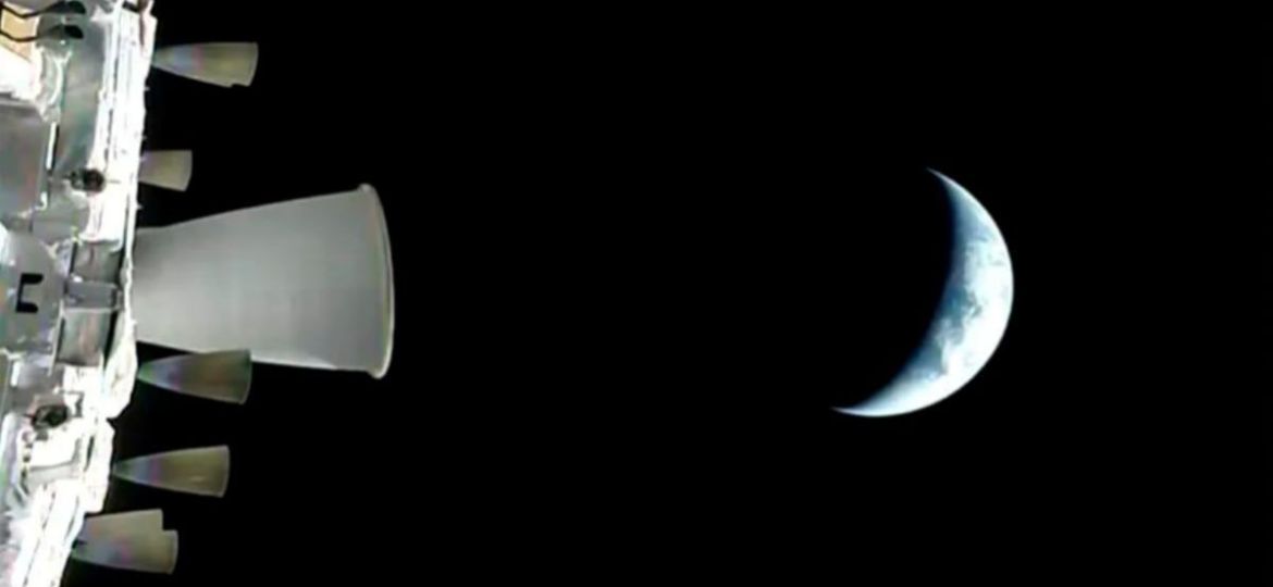Artemis-II-supera-la-mitad-del-trayecto-y-se-prepara-para-sobrevolar-la-cara-oculta-de-la-Luna