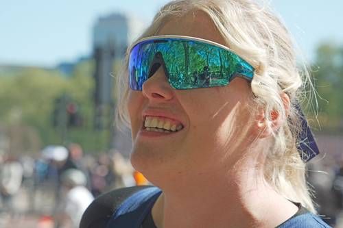 Corredores-con-debilidad-visual-usaran-gafas-con-IA-en-el-Maraton-de-Londres