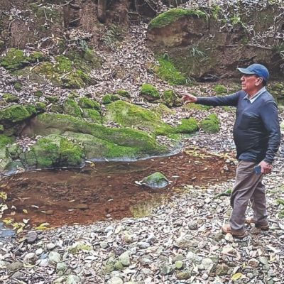 Derrame-de-combustible-contamina-manantial-en-Huixquilucan-comunidades-exigen-acciones
