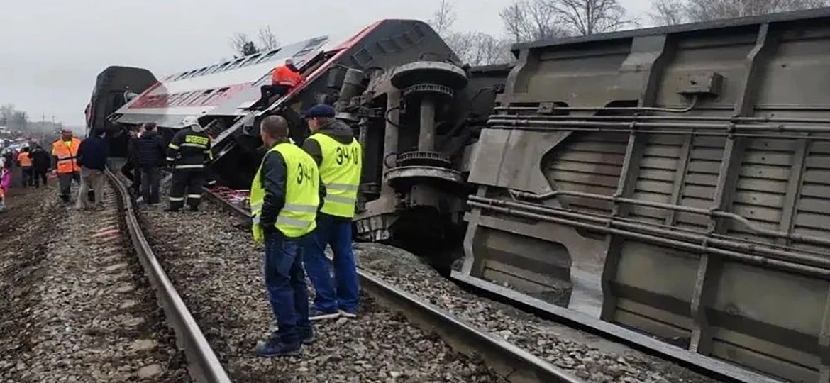 Descarrilamiento-de-tren-en-la-region-de-Ulianovsk-deja-al-menos-24-heridos
