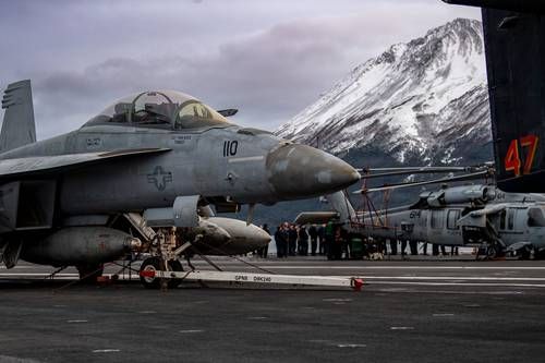 El-portaaviones-USS-Nimitz-llega-al-Atlantico-Sur-para-ejercicios-conjuntos-con-la-Armada-Argentina