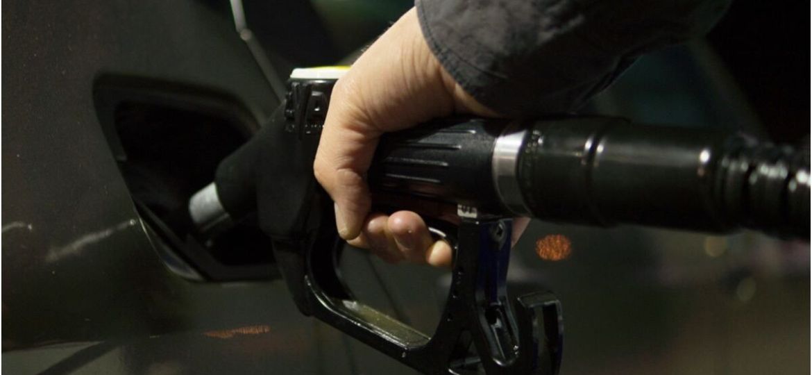 Gobierno-y-gasolineros-acuerdan-tope-temporal-de-28.30-pesos-al-litro-de-diesel