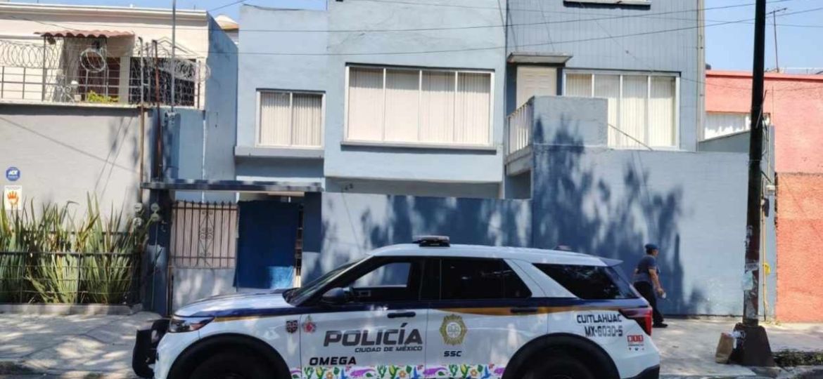 Hallan-sin-vida-a-cuatro-integrantes-de-una-familia-en-la-Nueva-Santa-Maria-Azcapotzalco