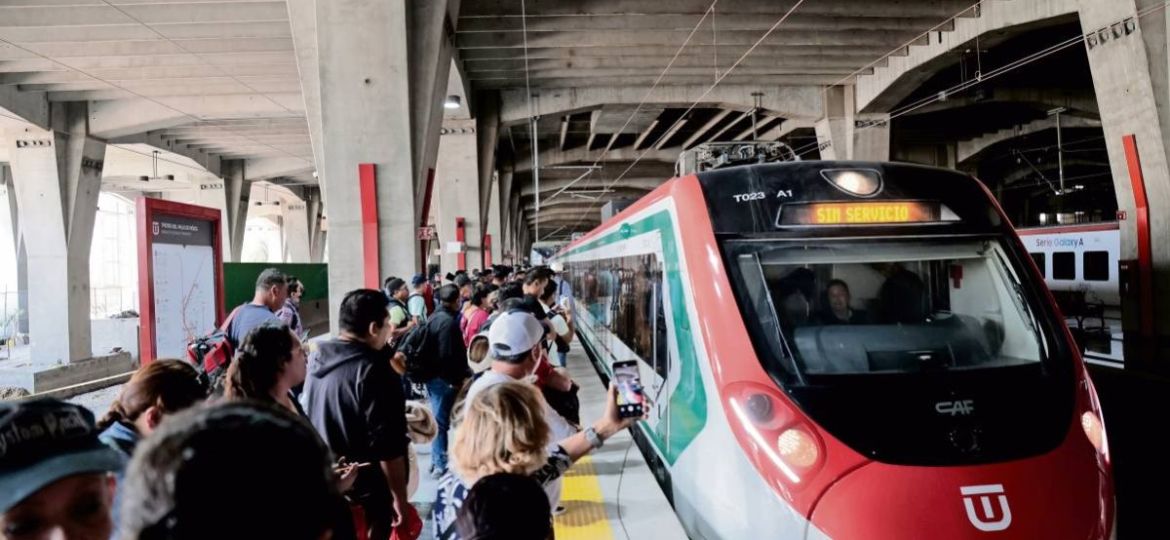 Inauguran-el-Tren-Felipe-Angeles-usuarios-reportan-demoras-y-confusion-en-Buenavista