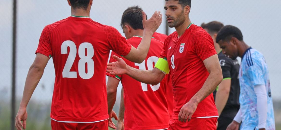 Infantino-se-reune-con-la-seleccion-de-Iran-en-Turquia-y-garantiza-apoyo-de-la-FIFA-para-su-preparacion-rumbo-a-la-Copa-Mundial-2026