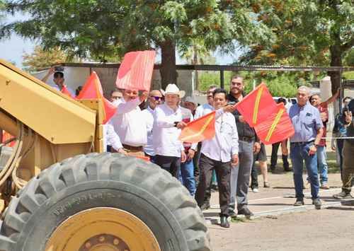 Inicia-en-Imuris-programa-de-conservacion-y-modernizacion-de-carreteras-en-Sonora-con-inversion-de-1632-mdp