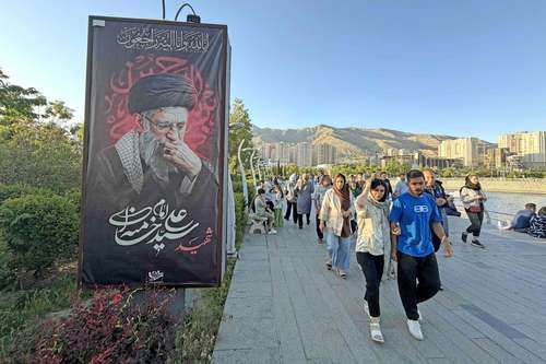 Iran-ofrece-reabrir-el-estrecho-de-Ormuz-si-EE.-UU.-levanta-el-bloqueo-y-termina-la-guerra-1