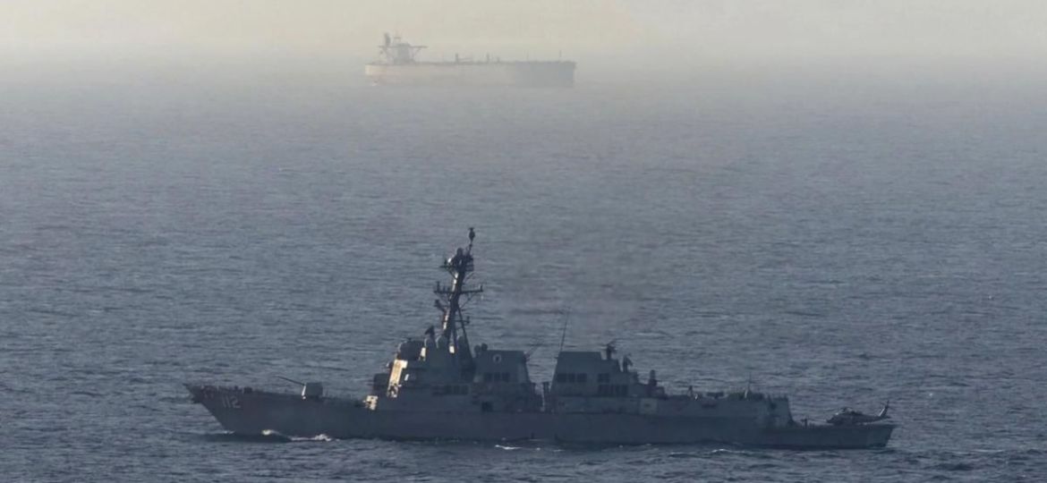 Iran-ofrece-reabrir-el-estrecho-de-Ormuz-si-EE.-UU.-levanta-el-bloqueo-y-termina-la-guerra