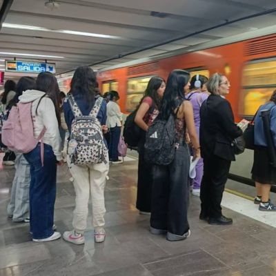 Metro-CDMX-registra-retrasos-y-saturacion-en-varias-lineas-usuarios-reportan-esperas-prolongadas