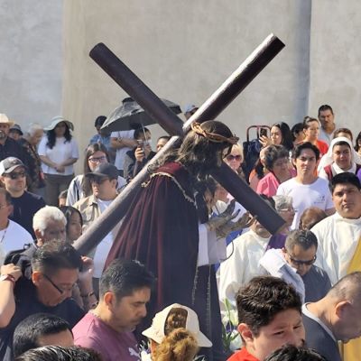Obispo-de-Cuernavaca-encabeza-Viacrucis-y-pide-a-diputados-no-despenalizar-el-aborto-en-Morelos