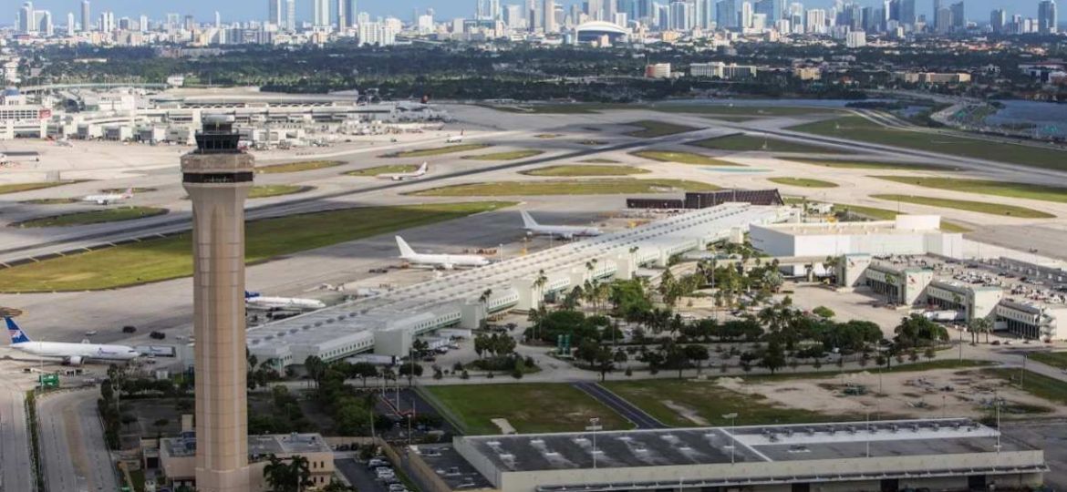 Primer-vuelo-comercial-directo-entre-EU-y-Venezuela-despega-desde-Miami-tras-siete-anos