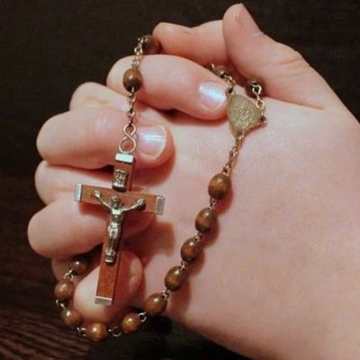 Que-es-el-Viernes-Santo-y-como-se-observan-el-Via-Crucis-el-ayuno-y-la-abstinencia