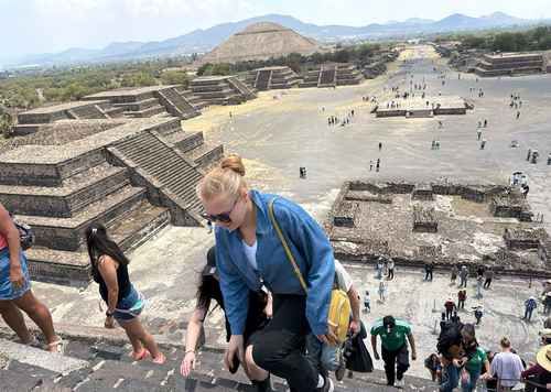 Reabren-Teotihuacan-con-dispositivo-de-seguridad-tras-tiroteo-que-dejo-una-turista-canadiense