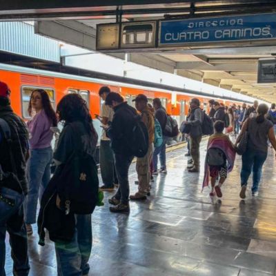 Retrasos-y-saturacion-en-el-Metro-CDMX-usuarios-reportan-demoras-en-las-lineas-3-A-B-y-2