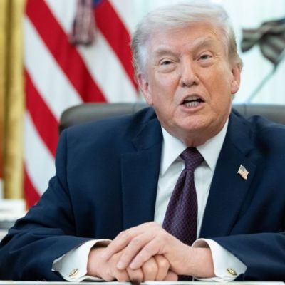 Trump-firma-decreto-que-impone-aranceles-de-hasta-100-a-medicamentos-importados-y-anuncia-revision-de-aranceles-a-metales