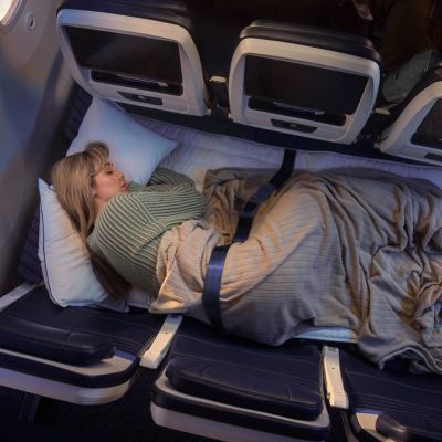United-Airlines-anuncia-United-Relax-Row-asientos-de-economica-que-se-convierten-en-sofa-cama-en-vuelos-largo-alcance