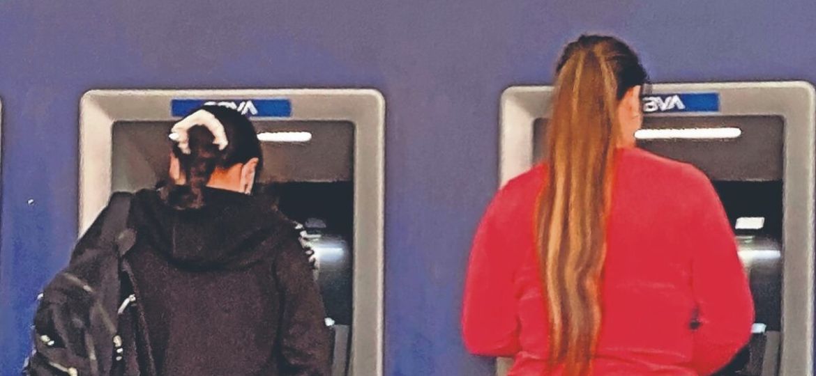 Ahorro-bancario-resiste-a-recortes-de-Banxico-captacion-total-llega-a-9.2-billones