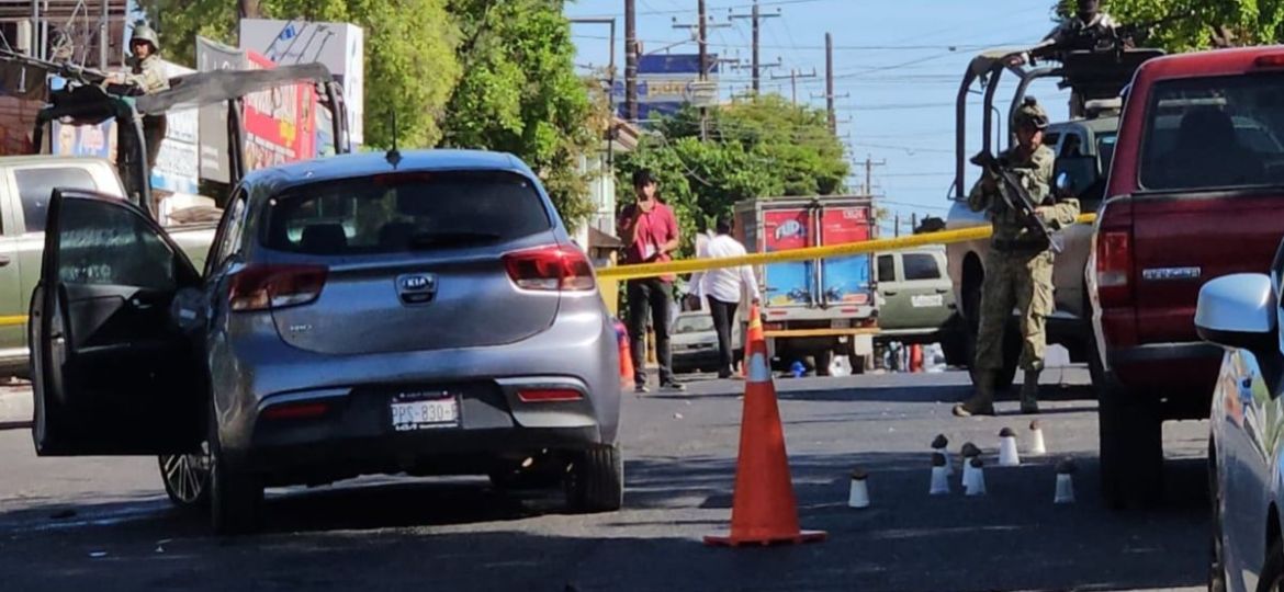 Al-menos-tres-muertos-tras-dos-balaceras-en-la-Plaza-Cuatro-Rios-de-Culiacan