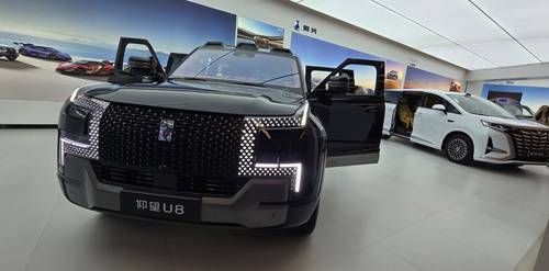 BYD-presenta-la-Blade-Battery-2.0-y-FLASH-Charging-cargas-de-hasta-97-en-minutos