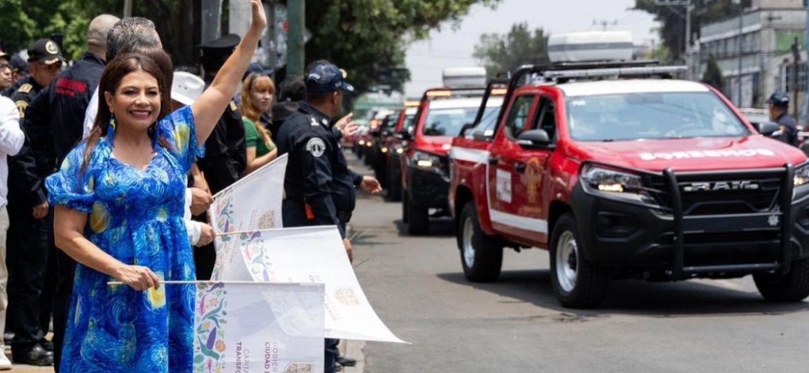 Brugada-entrega-drones-y-nuevas-unidades-al-Heroico-Cuerpo-de-Bomberos-de-la-CDMX