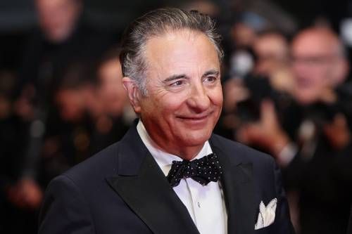 En-Cannes-2026-Zvyagintsev-presenta-Minotaur-y-Almodovar-muestra-Amarga-Navidad