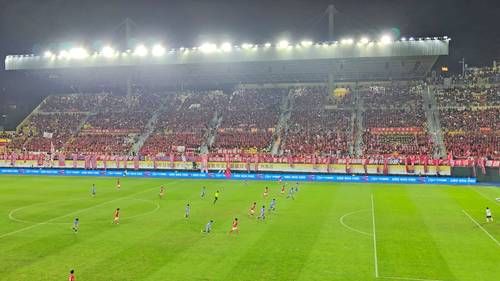 Estadio-Yuexiushan-testigo-del-auge-y-caida-del-futbol-en-Guangzhou