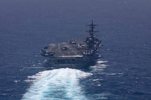 Estados-Unidos-e-Iran-intercambian-fuego-en-el-estrecho-de-Ormuz-EU-dice-haber-repelido-ataques