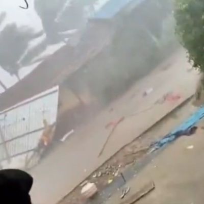 Fuertes-tormentas-en-Uttar-Pradesh-dejan-al-menos-104-muertos-y-decenas-de-heridos