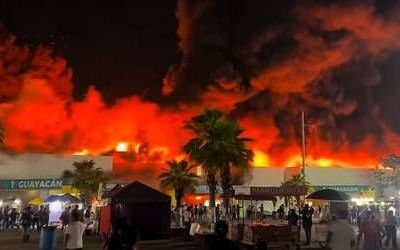 Incendio-en-la-Feria-Tabasco-deja-cinco-muertos-y-consume-la-Nave-1-del-Parque-Tabasco-Dora-Maria