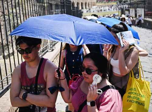 Ola-de-calor-precoz-en-Europa-rompe-records-y-deja-muertes-Italia-declara-alertas-rojas