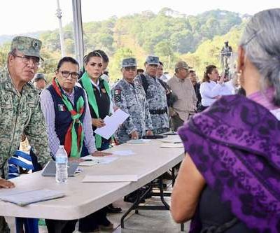 Segob-y-gobierno-de-Guerrero-atienden-a-desplazados-en-Alcozacan-y-Coatzingo-tras-violencia-en-Chilapa