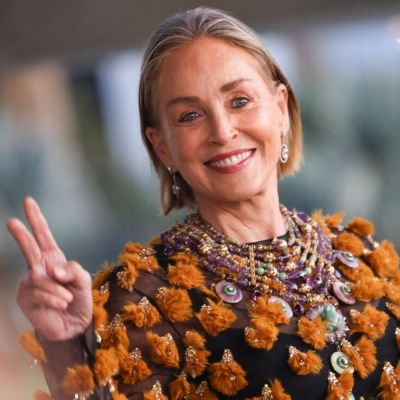 Sharon-Stone-posa-en-bikini-a-los-68-y-reflexiona-sobre-envejecer
