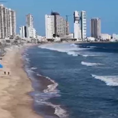 Alertan-por-mar-de-fondo-y-aumento-de-oleaje-en-playas-de-Mazatlan-piden-extremar-precauciones