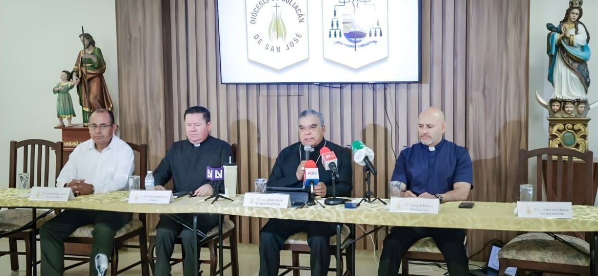 Obispo-de-Culiacan-la-mision-de-la-Iglesia-es-promover-la-paz-y-no-inmiscuirse-en-la-politica